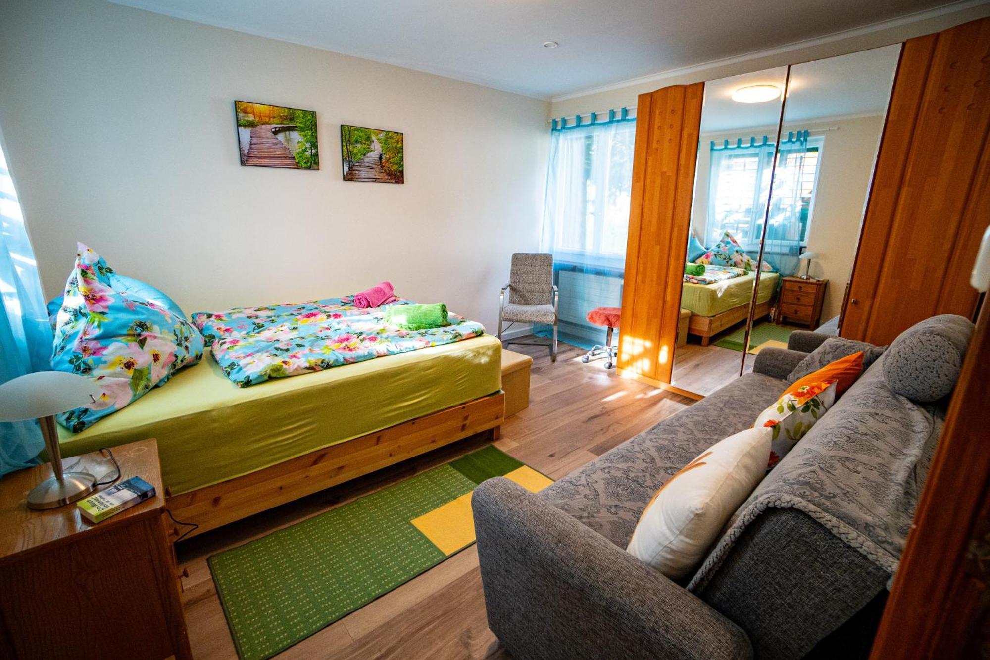 Gemuetliche Wohnung Mit Terasse Und Feuerstelle Lengnau Bagian luar foto